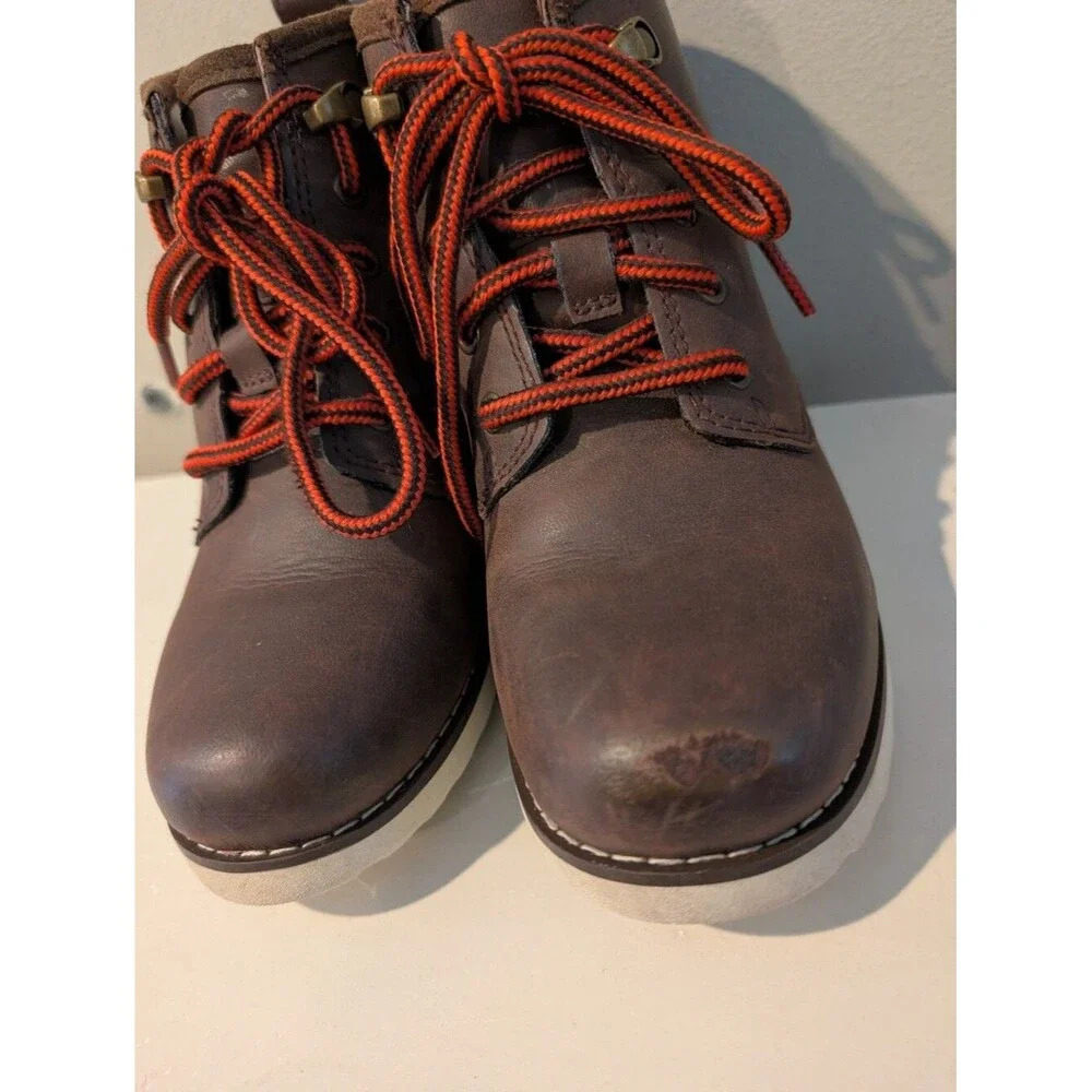 Ugg Maple Boys Waterproof Brown Boots Size 1